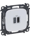 Legrand Розетка USB за зареждане тип C Power Delivery 30W цвят Бял Valena Allure (комплект с механизъм) - 755506 - Цена | LEDs4e