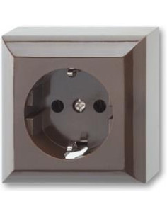 GAO Контакт шуко ЕДИНИЧЕН 16A КАФЯВ открит монтаж IP20 - 0510056777H - Цена | LEDs4economy