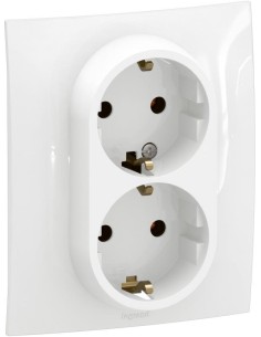 Legrand Контакт шуко ДВОЕН 16A моноблок цвят Бял Niloe New NP3131WH - Цена | LEDs4economy