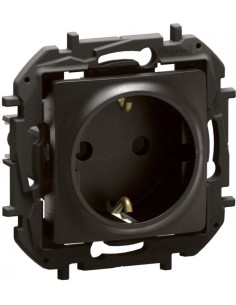 Legrand Контакт ШУКО 16A цвят Черен Niloe New NP3121BK - Цена | LEDs4economy